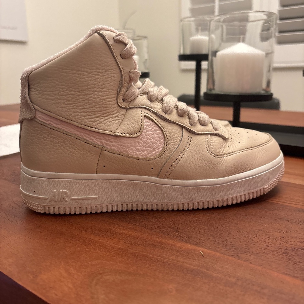 Nike Air Force High Sculpt